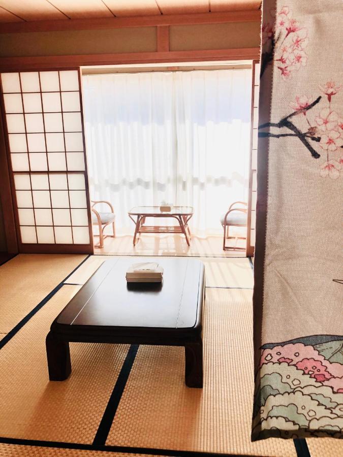 Вилла 安野月江苑 Anno Gekkouen Fuji Фудзиёсида Экстерьер фото